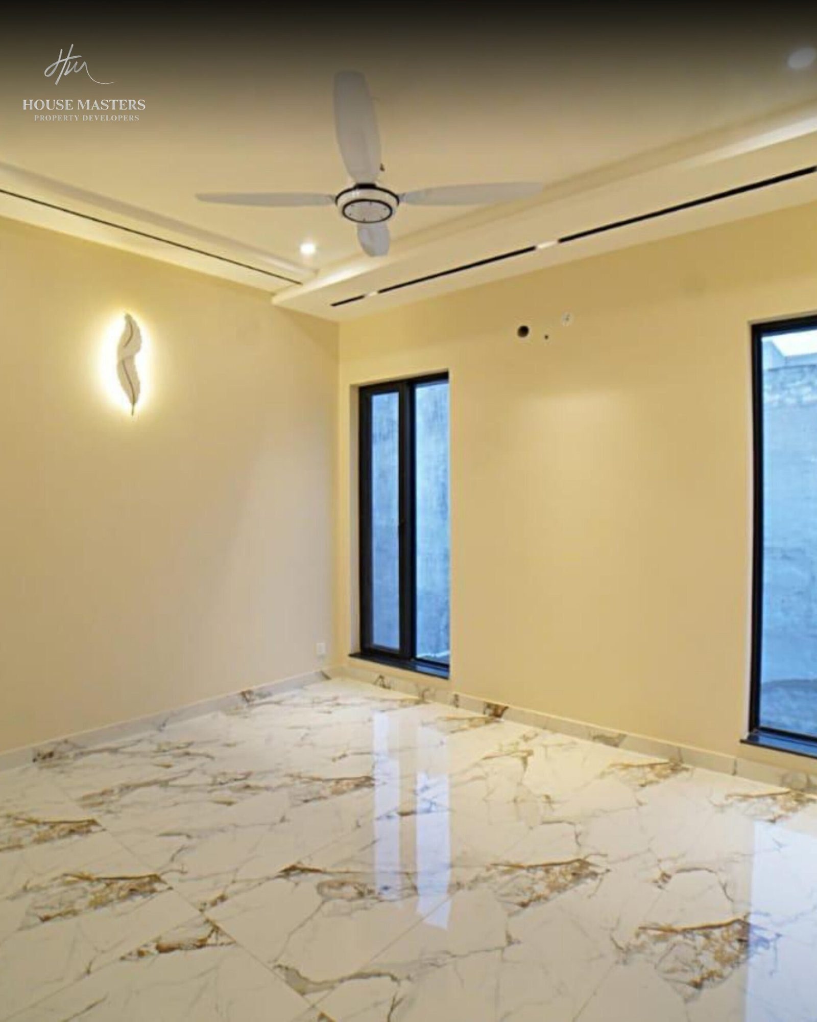 10 Marla Brand New House Available For Sale in Lake City Lahore